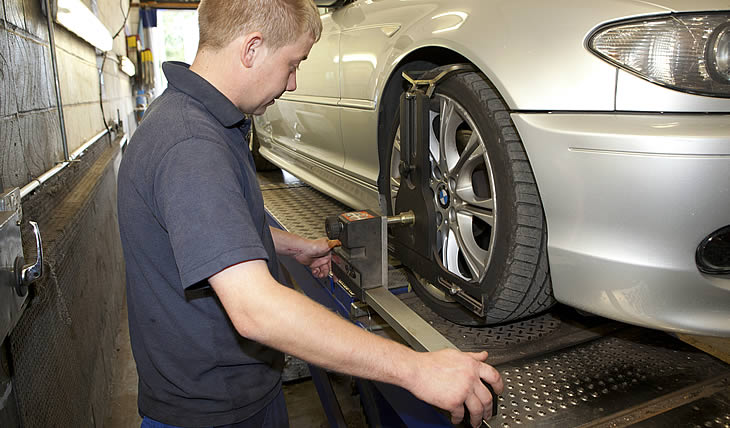 Wheel Alignment and Tracking in Orpington